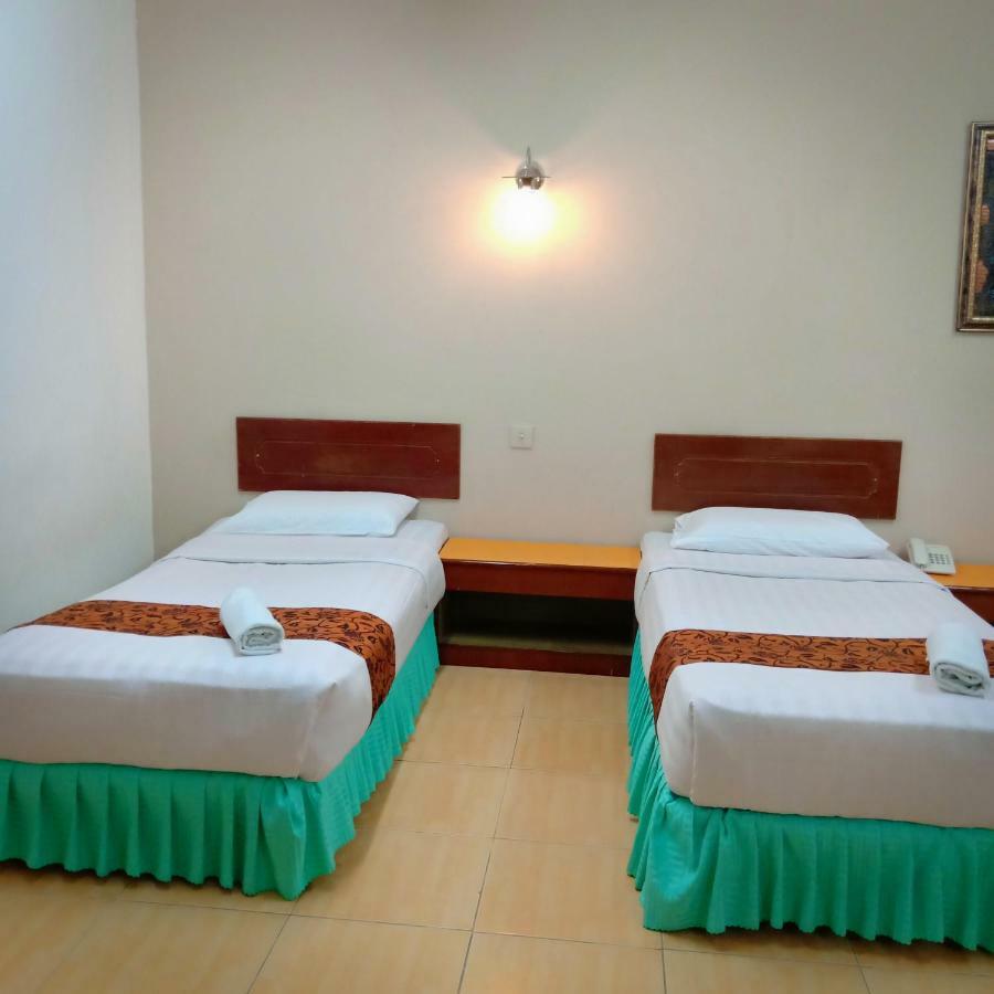 Hotel K T Mutiara Kuala Terengganu Exterior foto